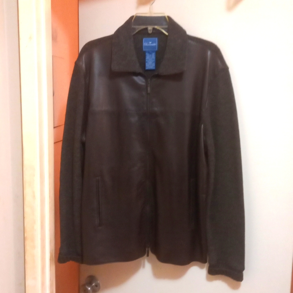 Large dark brown faconnable lambskin leather/wool